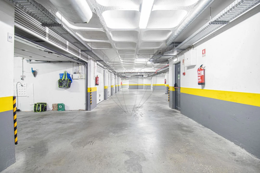 Apartamento T2 para Arrendamento em Póvoa de Santa Iria e Forte da Casa Foto 34