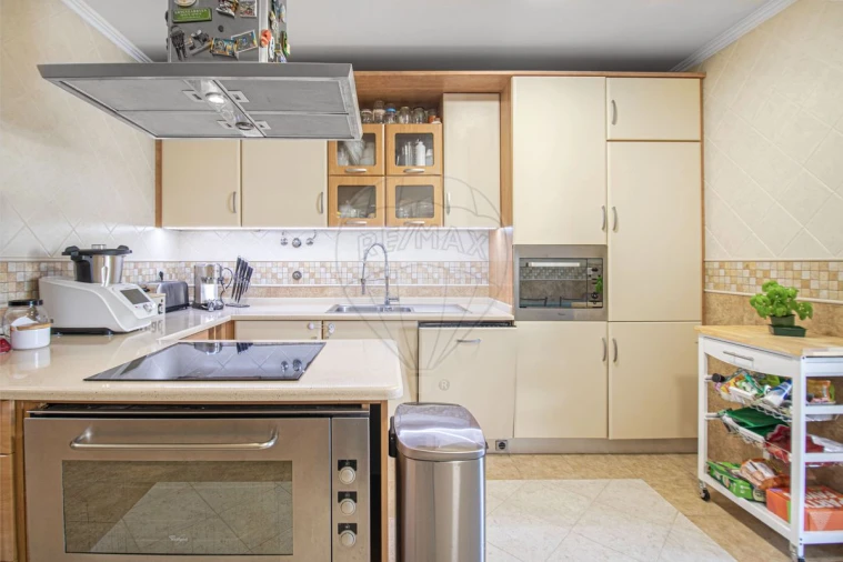 Apartamento T2 para Arrendamento em Póvoa de Santa Iria e Forte da Casa Foto 14