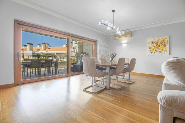 Apartamento T2 para Arrendamento em Póvoa de Santa Iria e Forte da Casa Foto 4