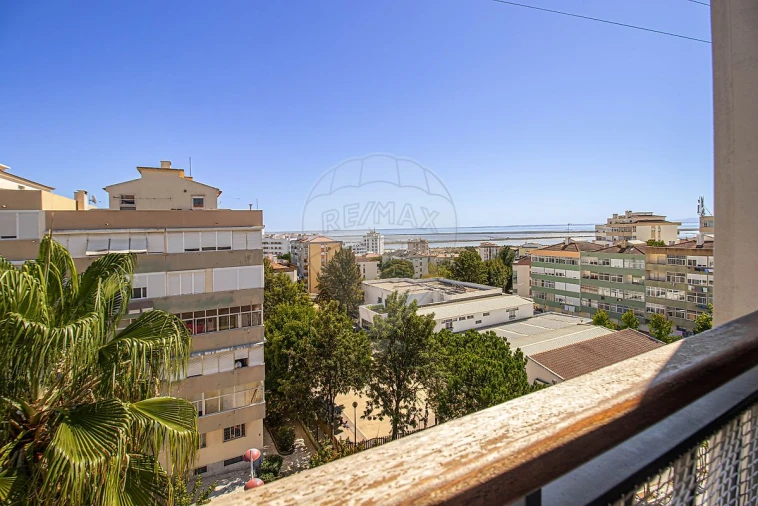 Apartamento T2 para Arrendamento em Póvoa de Santa Iria e Forte da Casa Foto 24