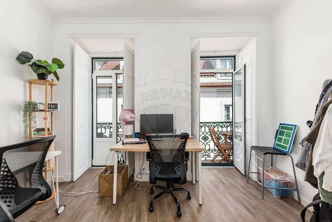 Apartamento T2 para Venda em Misericórdia Foto 25