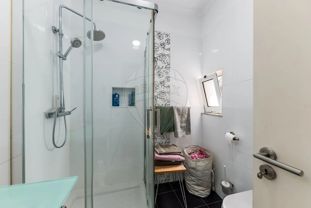 Apartamento T2 para Venda em Misericórdia Foto 28