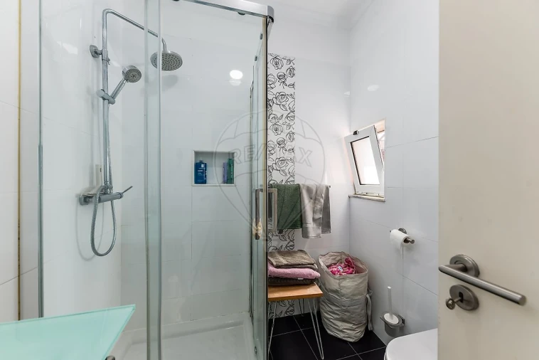 Apartamento T2 para Venda em Misericórdia Foto 28