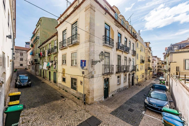 Apartamento T2 para Venda em Misericórdia Foto 13