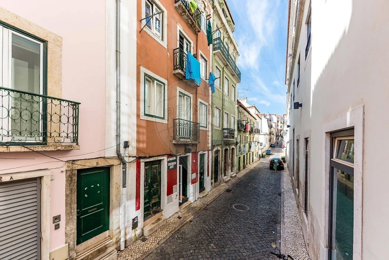 Apartamento T2 para Venda em Misericórdia Foto 12