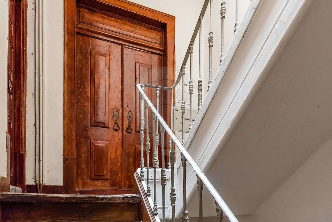 Apartamento T2 para Venda em Misericórdia Foto 2