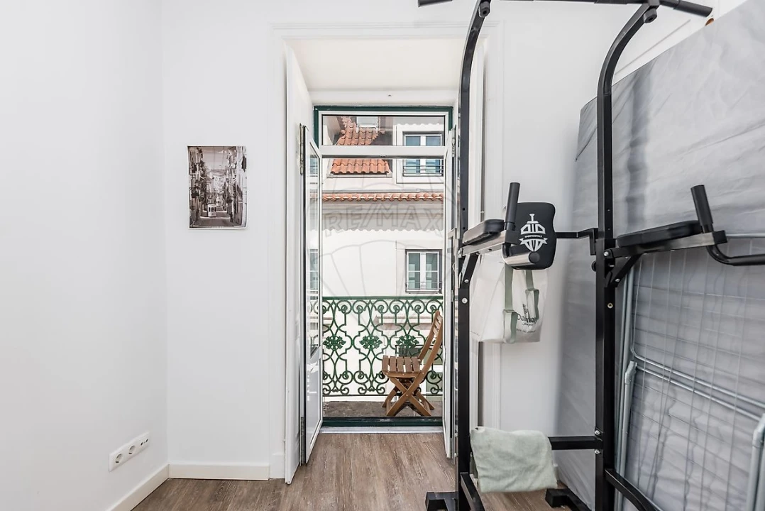 Apartamento T2 para Venda em Misericórdia Foto 23