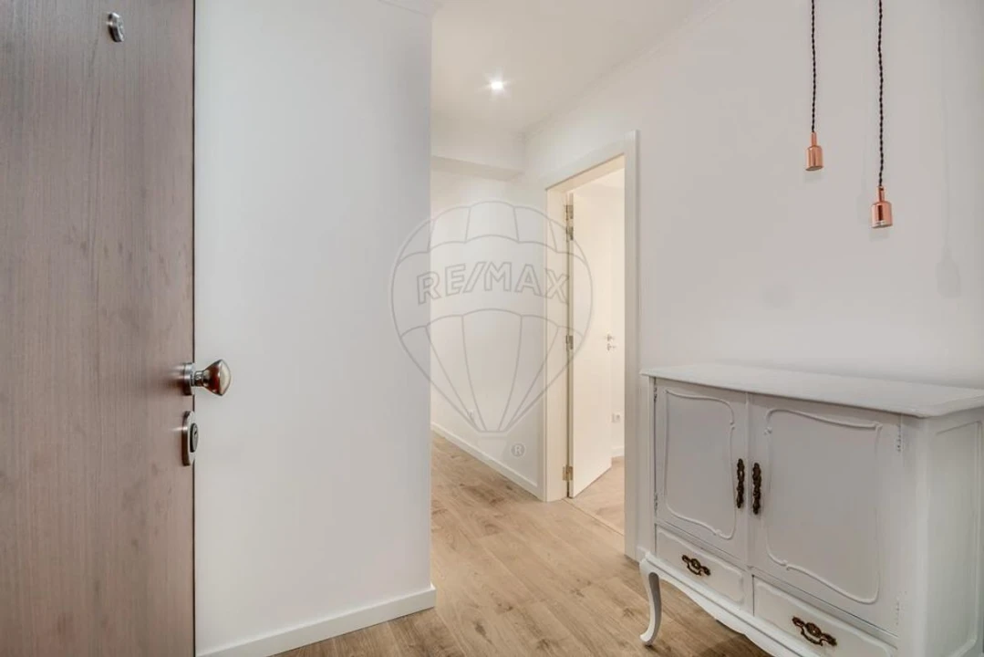 Apartamento T3 para Venda em Moscavide e Portela Foto 2