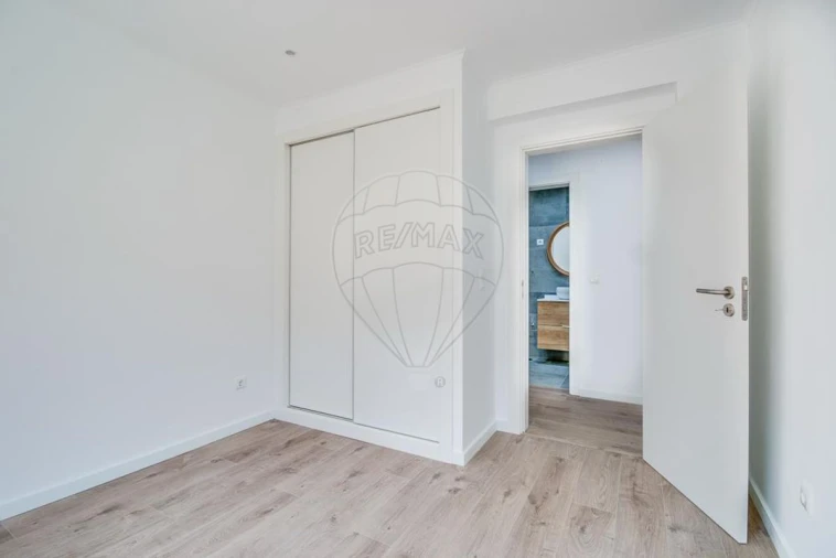 Apartamento T3 para Venda em Moscavide e Portela Foto 5