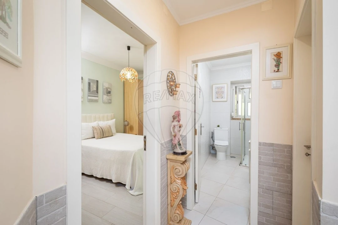 Apartamento T2 para Venda em Moscavide e Portela Foto 8