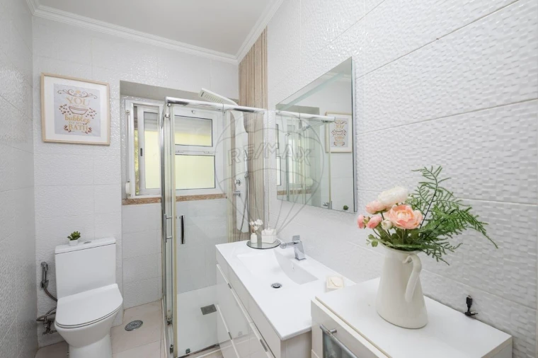 Apartamento T2 para Venda em Moscavide e Portela Foto 9