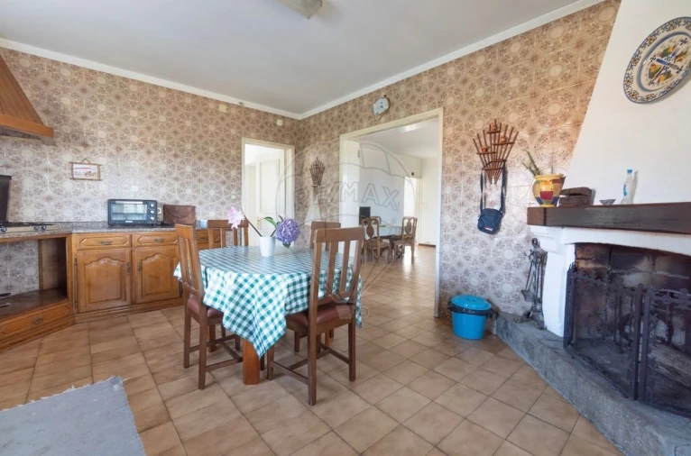 Moradia T3 para Venda em Escariz Foto 40