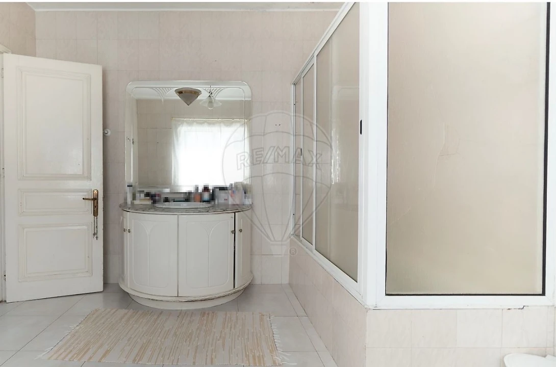 Moradia T3 para Venda em Escariz Foto 11