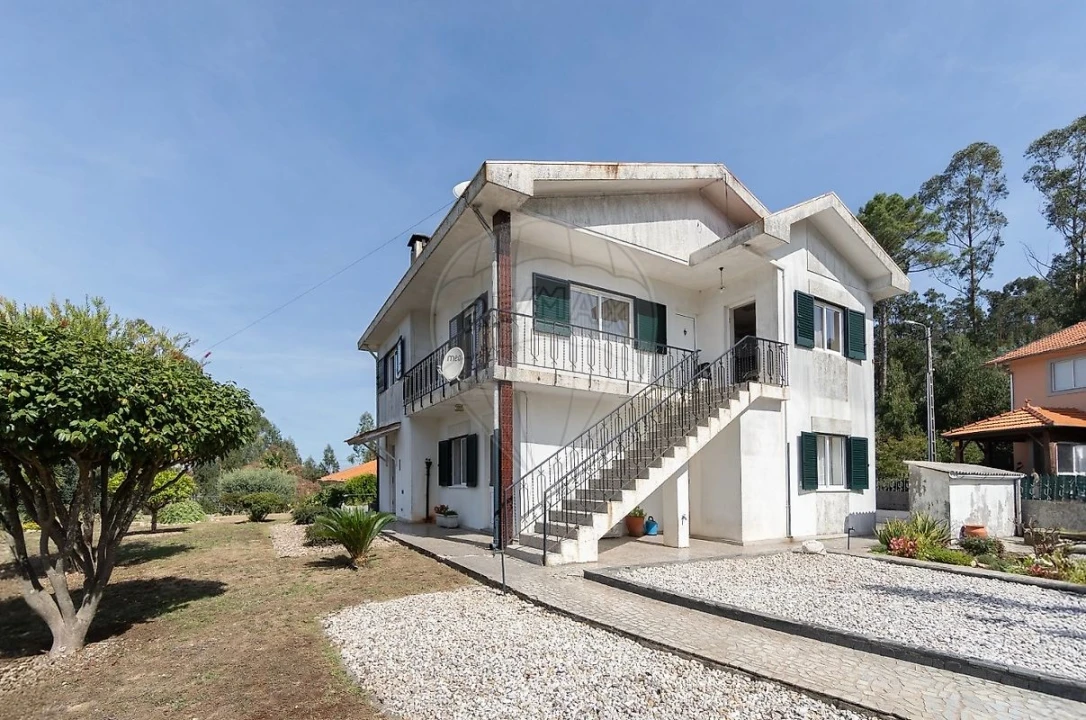 Moradia T3 para Venda em Escariz Foto 6