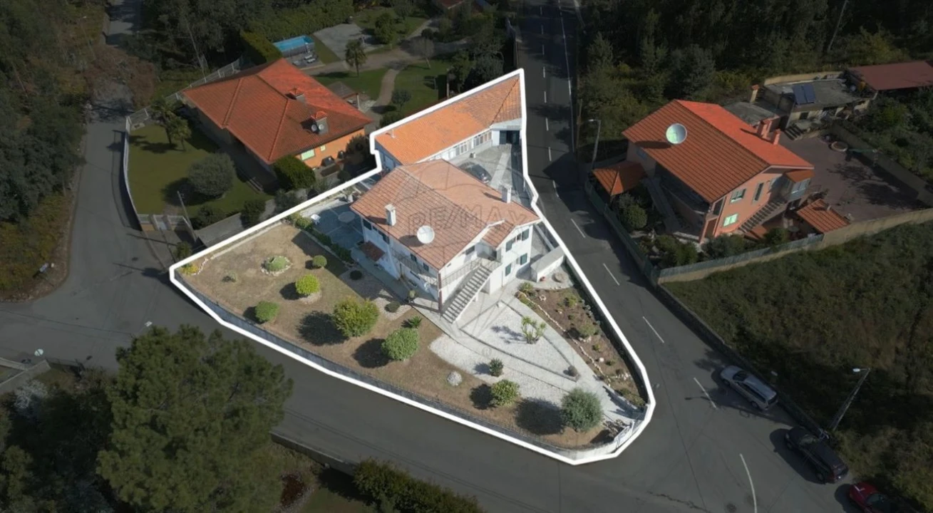 Moradia T3 para Venda em Escariz Foto 5