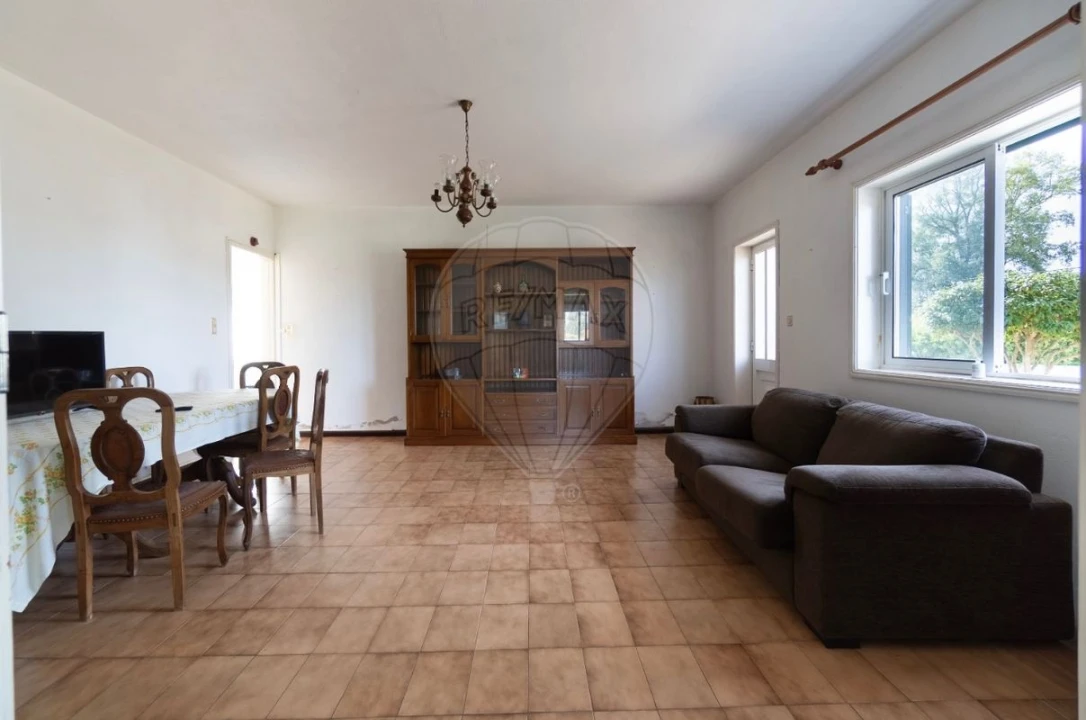 Moradia T3 para Venda em Escariz Foto 36