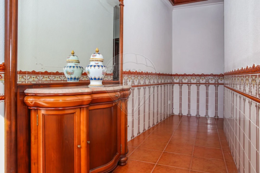 Moradia T5 para Venda em Cardosas Foto 27