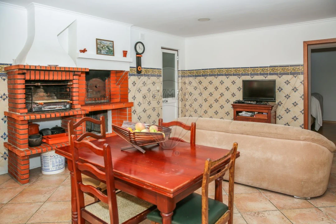 Moradia T5 para Venda em Cardosas Foto 13