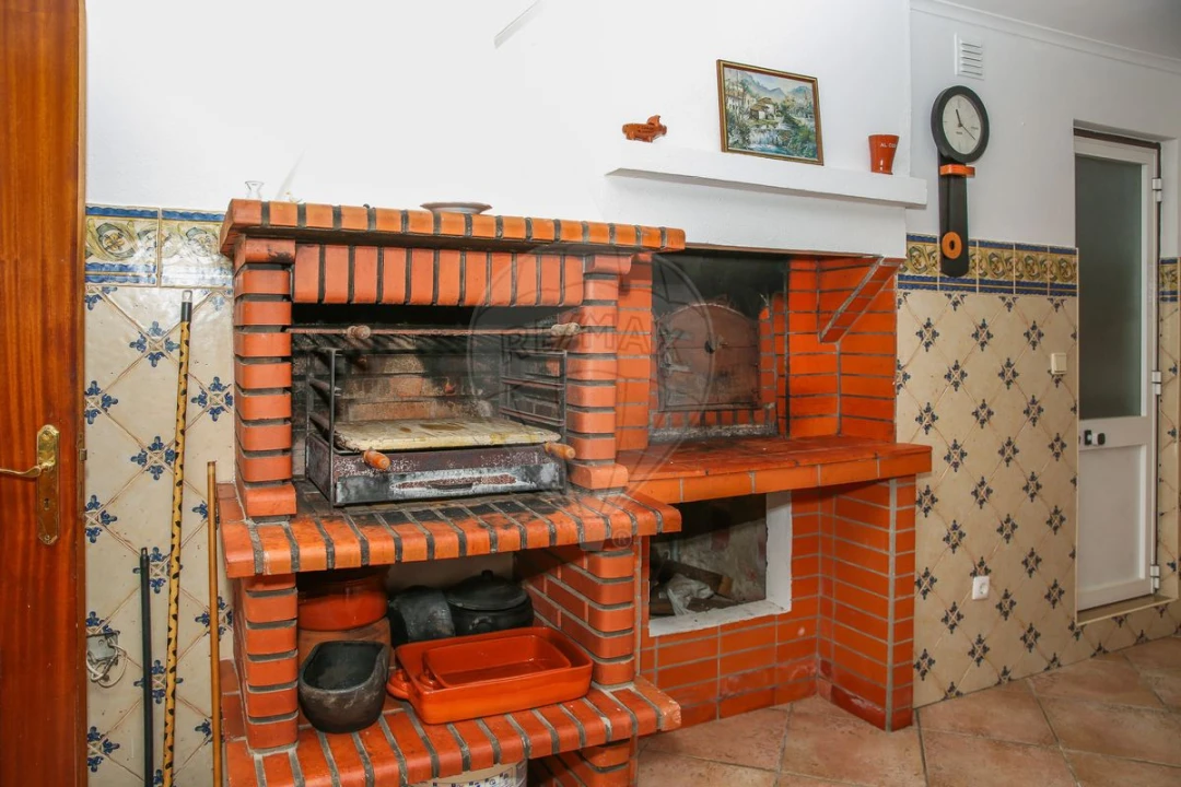 Moradia T5 para Venda em Cardosas Foto 12