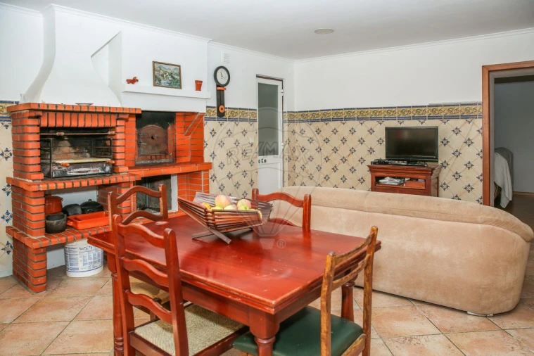 Moradia T5 para Venda em Cardosas Foto 13