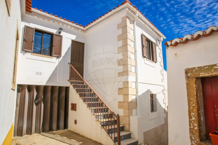 Moradia T5 para Venda em Cardosas Foto 46