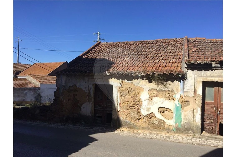 Moradia T3 para Venda em Meca Foto 3