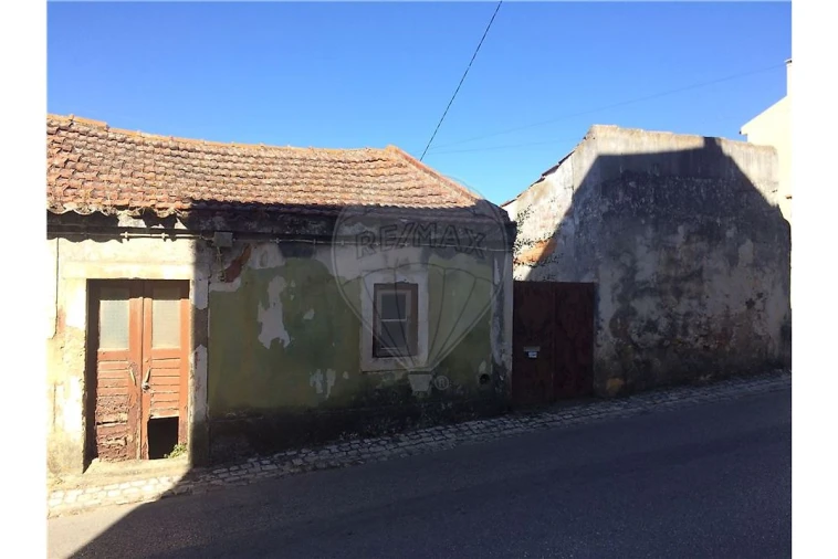 Moradia T3 para Venda em Meca Foto 4