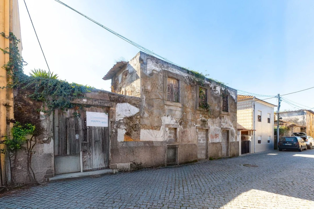 Moradia T3 para Venda em Vila Nova da Telha Foto 4