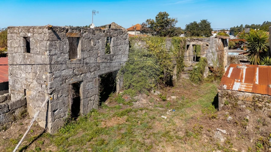 Moradia T3 para Venda em Vila Nova da Telha Foto 11