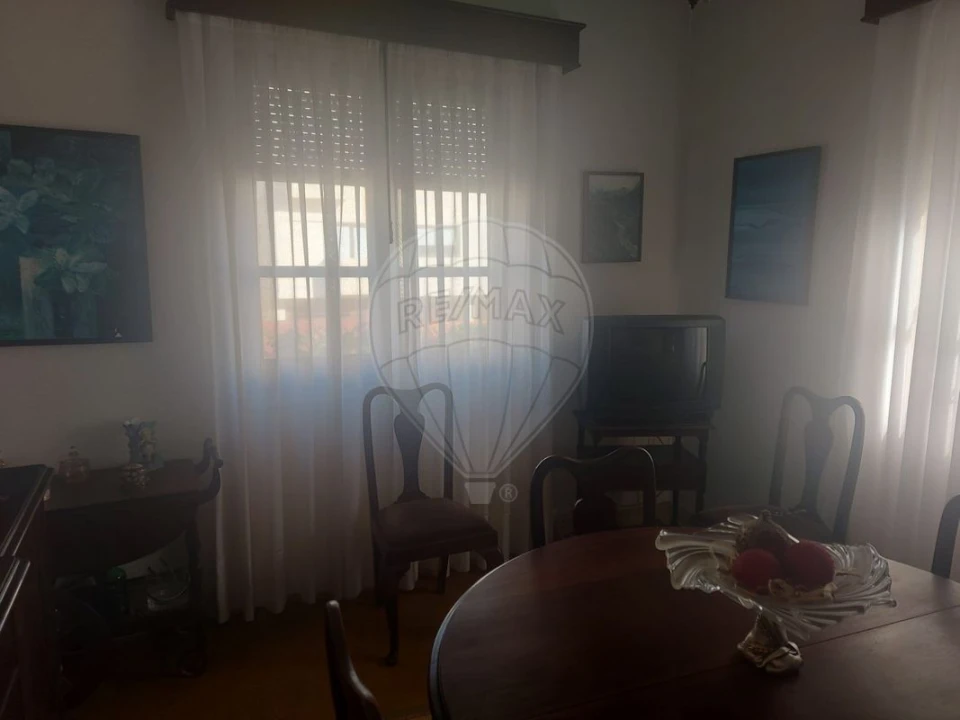 Moradia T3 para Arrendamento em Espinho Foto 12