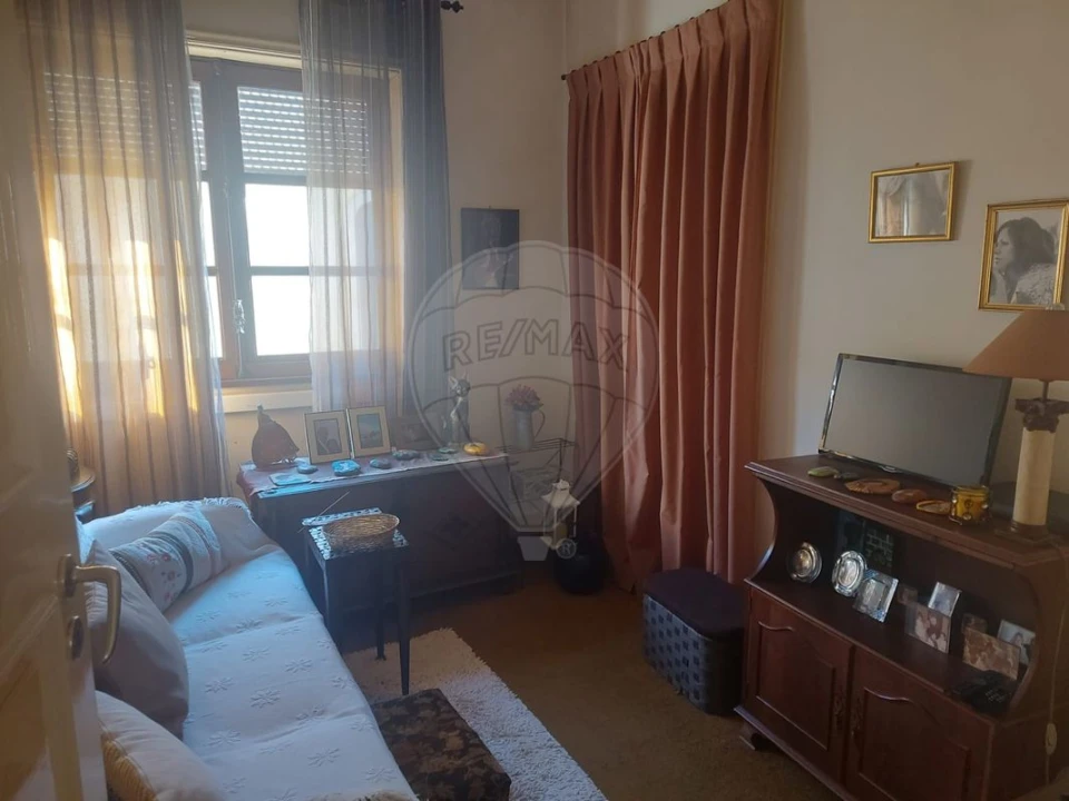 Moradia T3 para Arrendamento em Espinho Foto 8