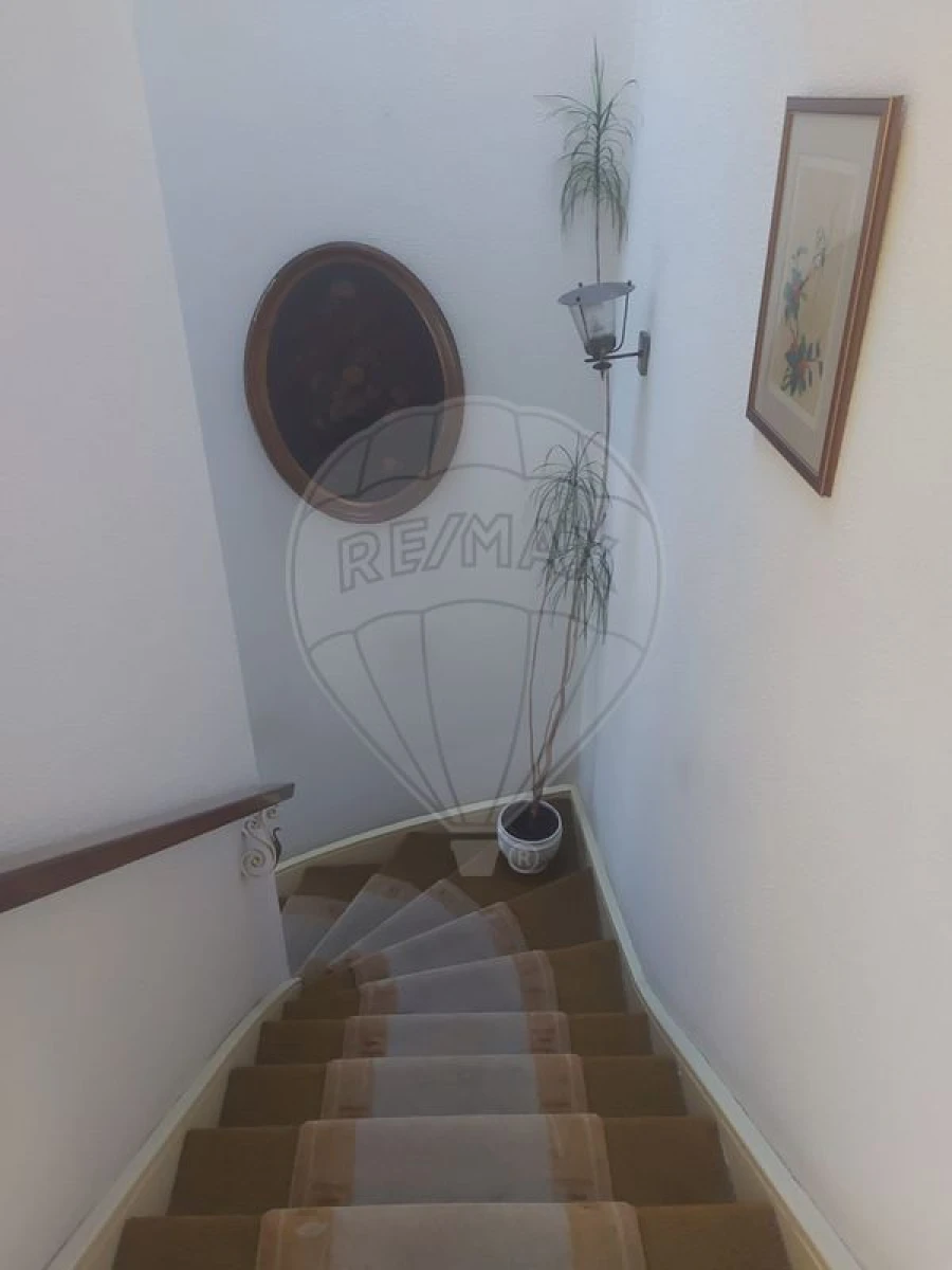 Moradia T3 para Arrendamento em Espinho Foto 4