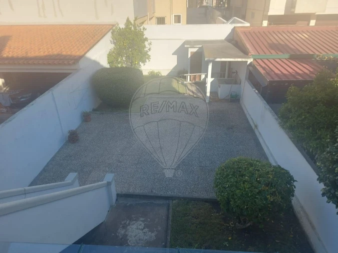 Moradia T3 para Arrendamento em Espinho Foto 15