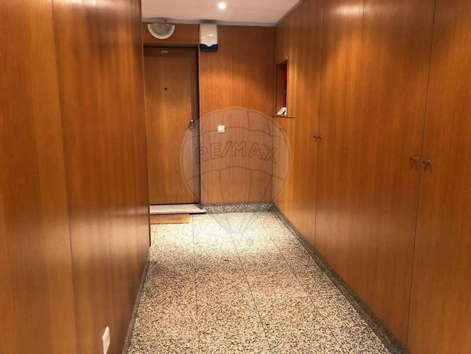 Apartamento T3 para Venda em Pedroso e Seixezelo Foto 6