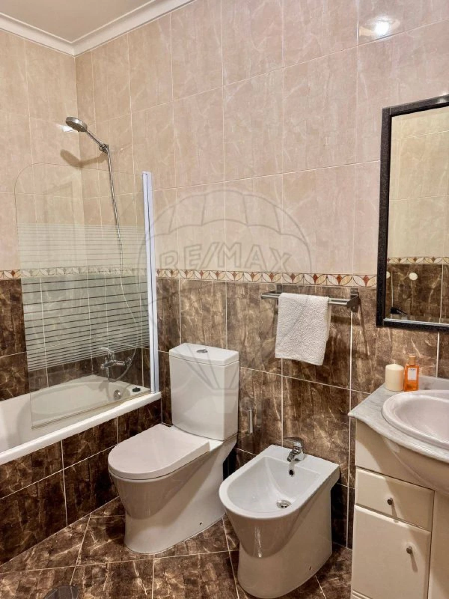 Apartamento T3 para Venda em Pedroso e Seixezelo Foto 3