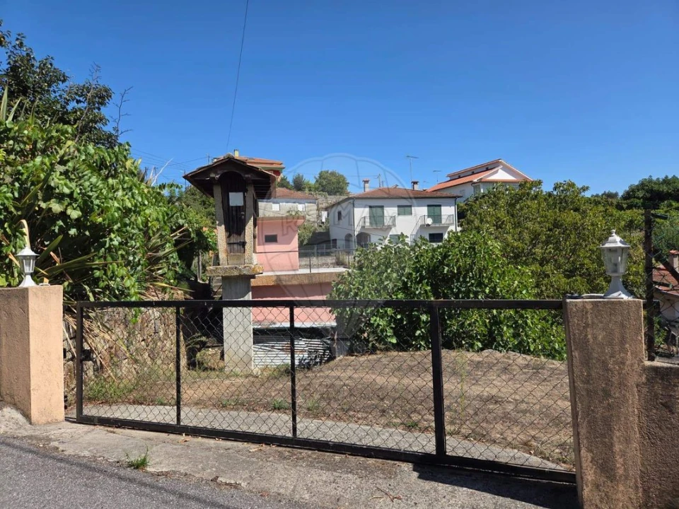 Terreno para Venda em Oliveira de Frades, Souto de Lafões e Sejães Foto 9