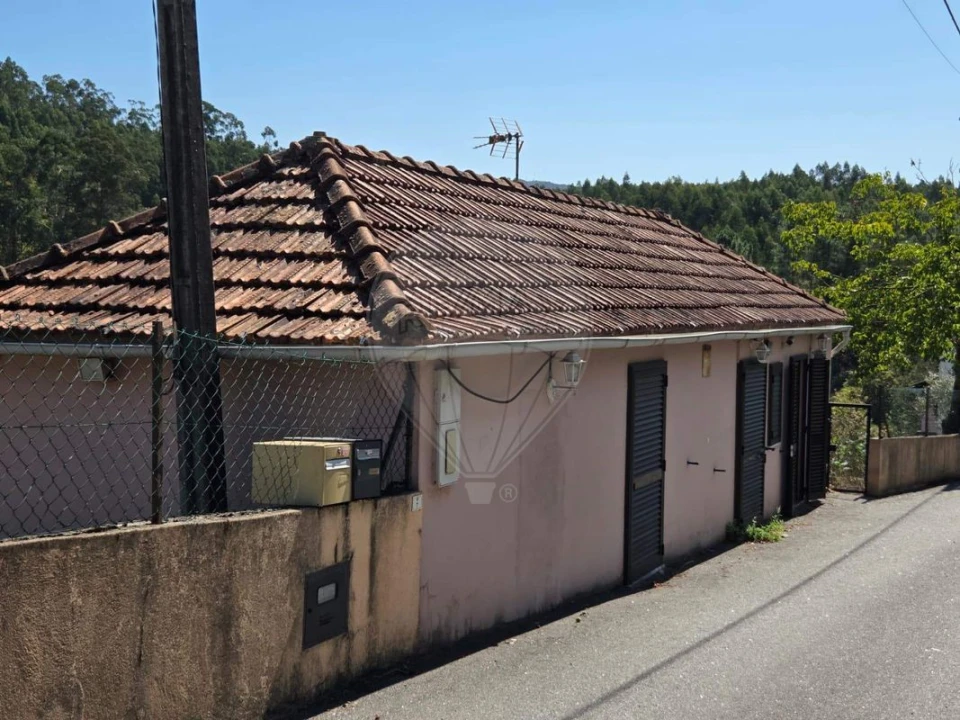 Moradia T1 para Venda em Oliveira de Frades, Souto de Lafões e Sejães Foto 8