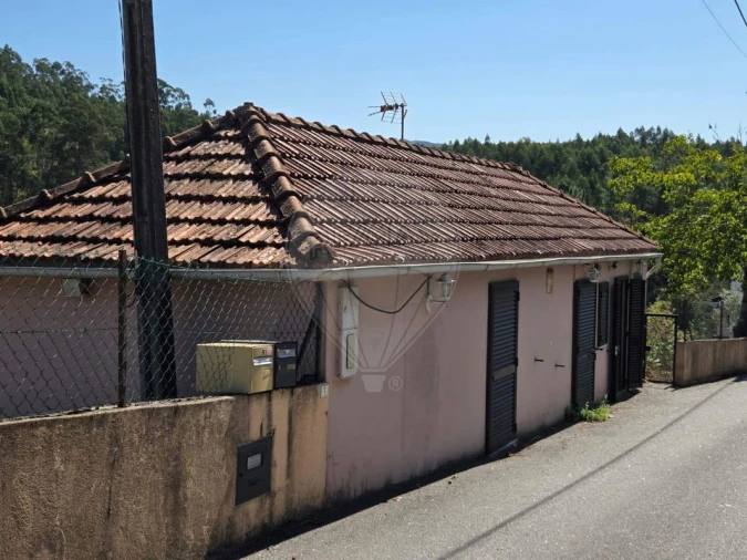 Moradia T1 para Venda em Oliveira de Frades, Souto de Lafões e Sejães Foto 8