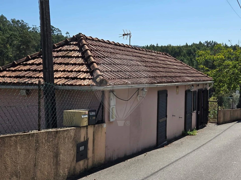 Moradia T1 para Venda em Oliveira de Frades, Souto de Lafões e Sejães Foto 34