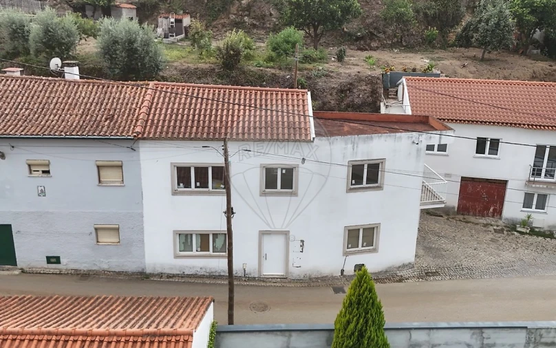 Armazém para Venda em Condeixa-A-Velha e Condeixa-A-Nova Foto 2