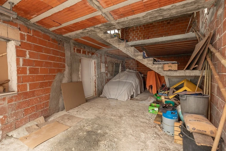 Armazém para Venda em Condeixa-A-Velha e Condeixa-A-Nova Foto 9