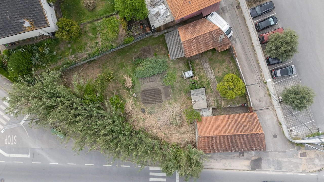 Moradia T4 para Venda em Eiras e São Paulo de Frades Foto 15