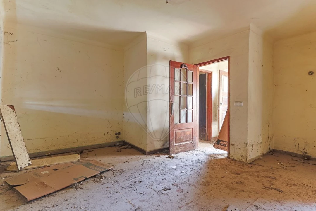 Moradia T4 para Venda em Eiras e São Paulo de Frades Foto 19