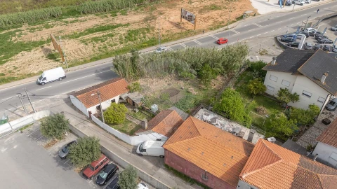 Moradia T4 para Venda em Eiras e São Paulo de Frades