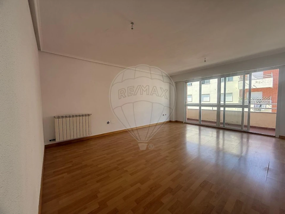 Apartamento T3 para Venda em Alhos Vedros Foto 1