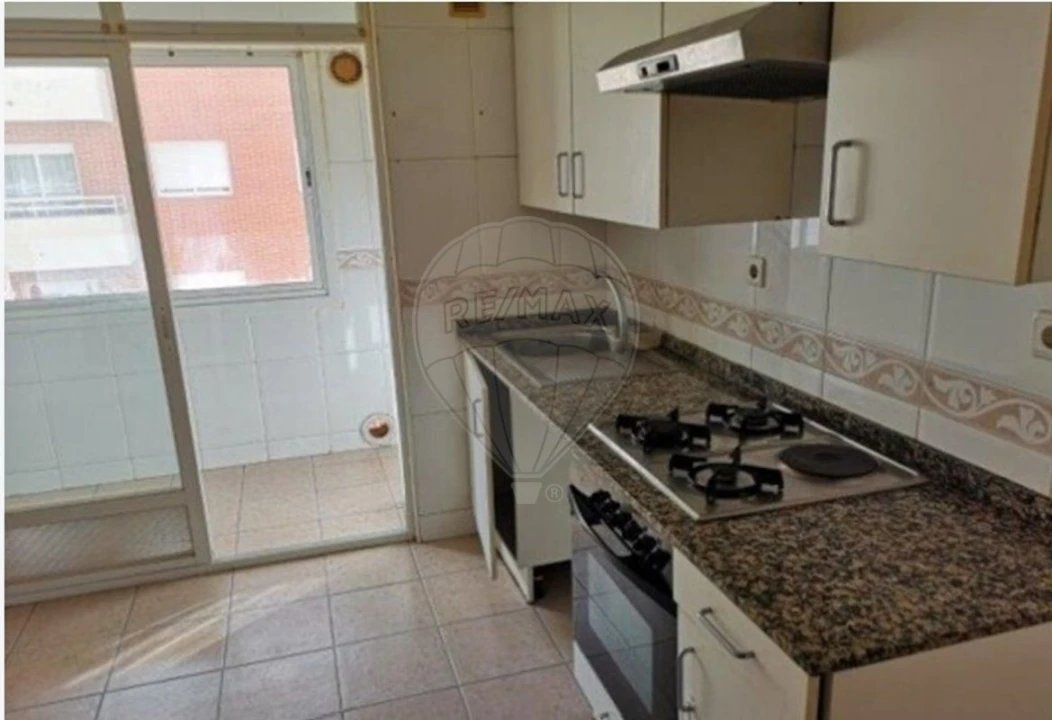 Apartamento T3 para Venda em Alhos Vedros Foto 4