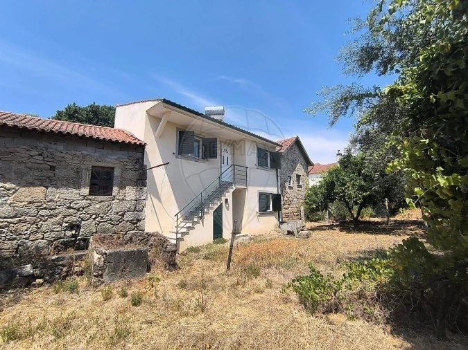 Moradia T3 para Venda em Cabanas de Viriato Foto 18