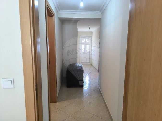 Moradia T3 para Venda em Cabanas de Viriato Foto 7