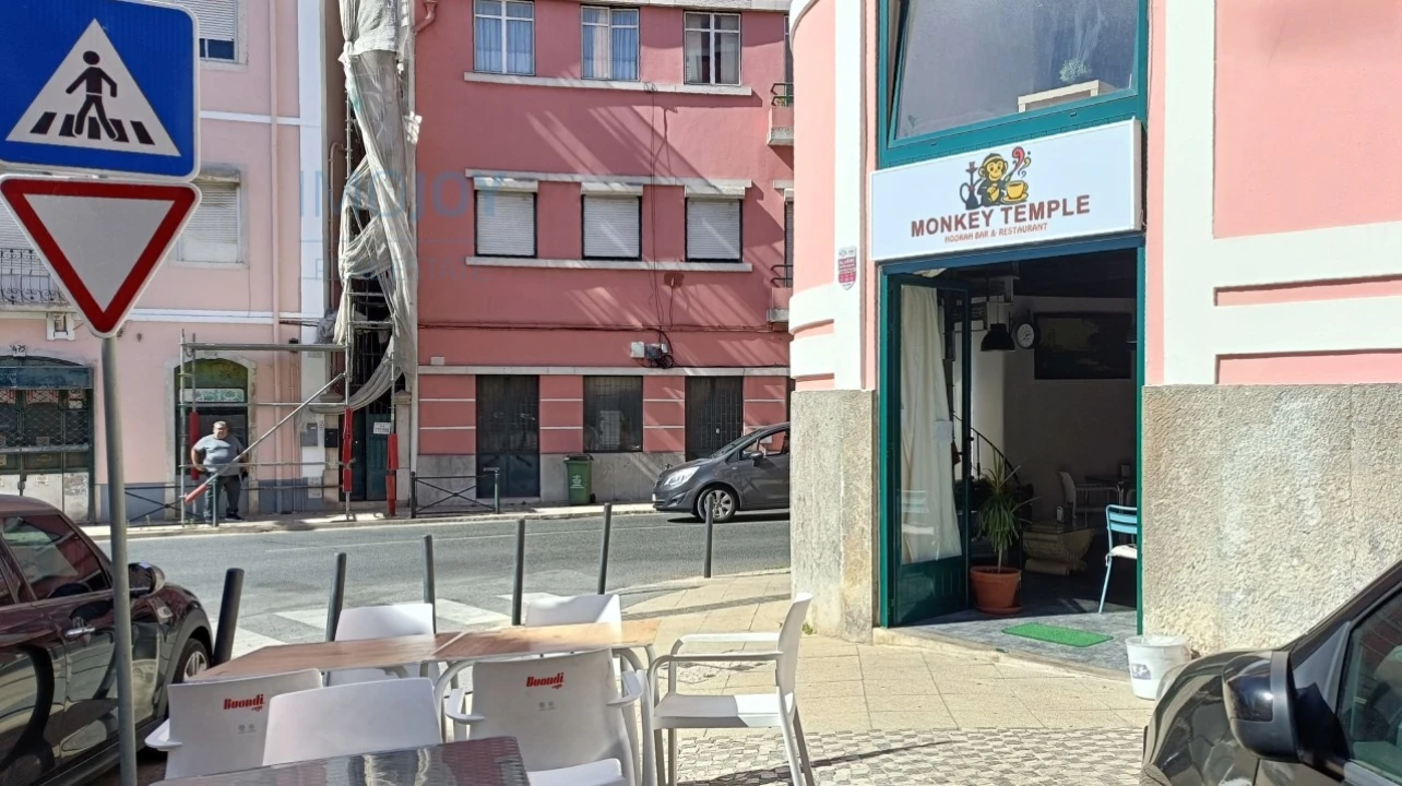 Loja para Venda em Campo de Ourique Foto 25