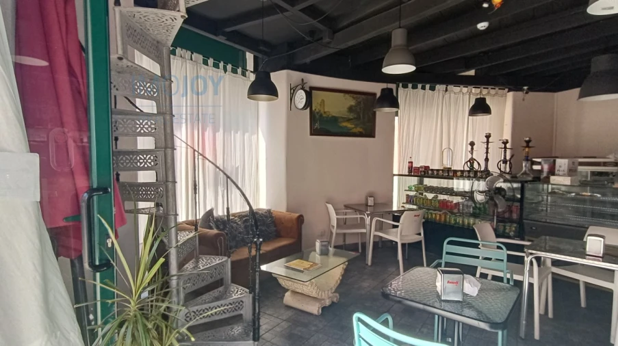 Loja para Venda em Campo de Ourique Foto 4